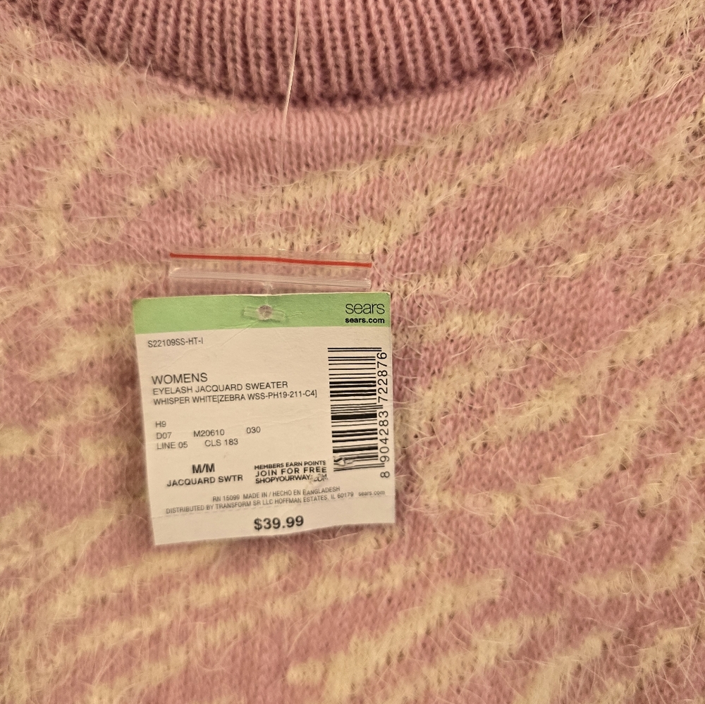 Simply styled sweater - Picture 3 of 7
